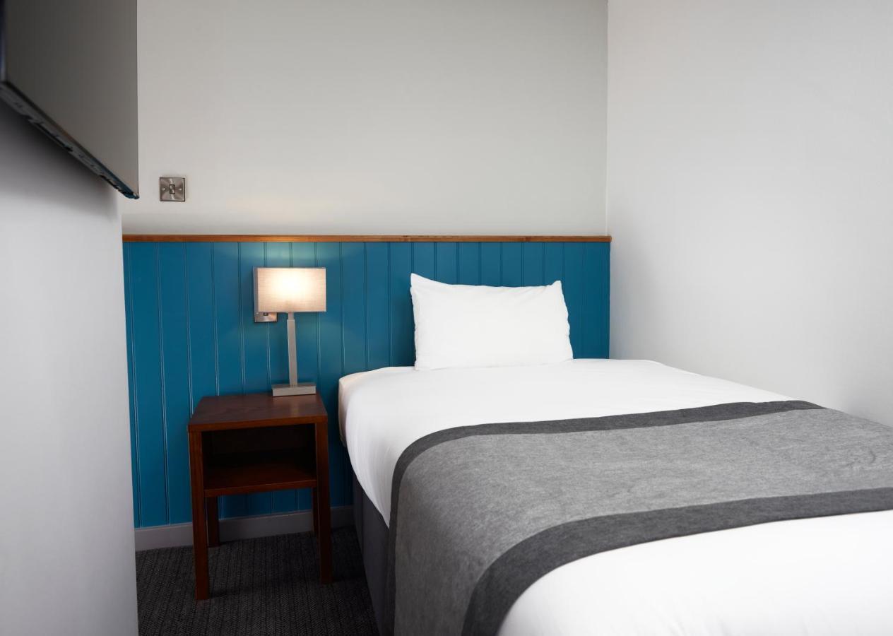 Highwayman Hotel Dunstable Buitenkant foto