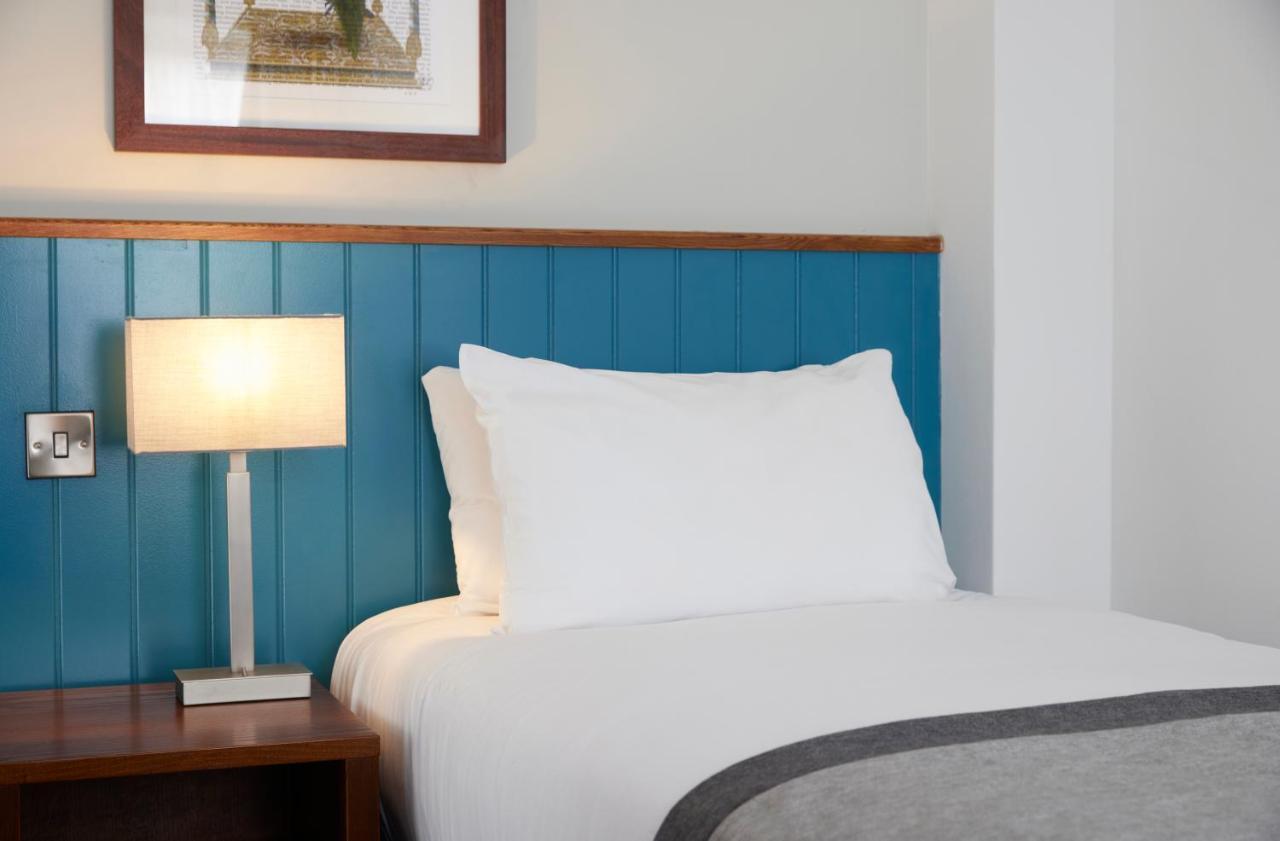 Highwayman Hotel Dunstable Buitenkant foto