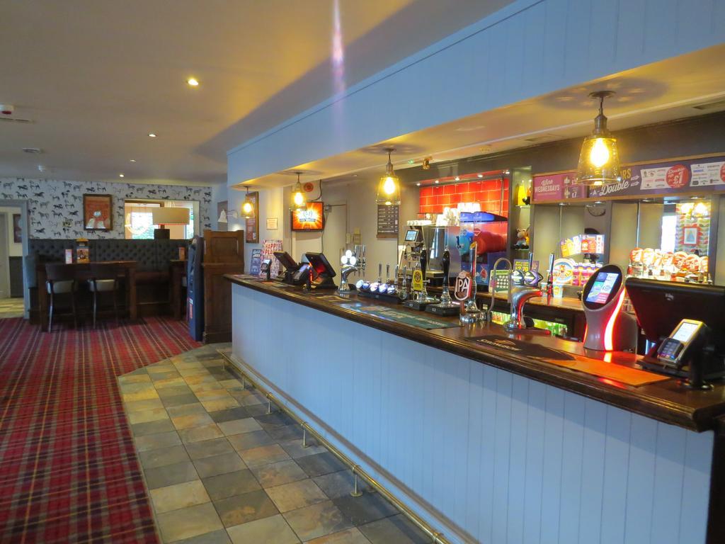 Highwayman Hotel Dunstable Buitenkant foto